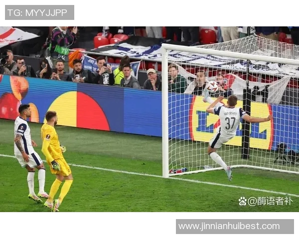 热刺2025年主场失利创队史新纪录引发球迷热议与反思